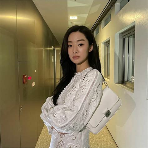 stephanie lee instagram